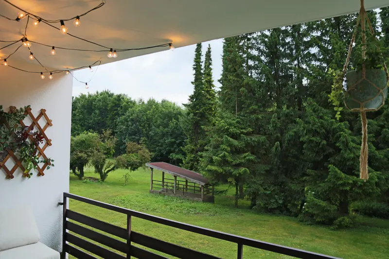 Blick von der Loggia ins Naturschutzgebiet