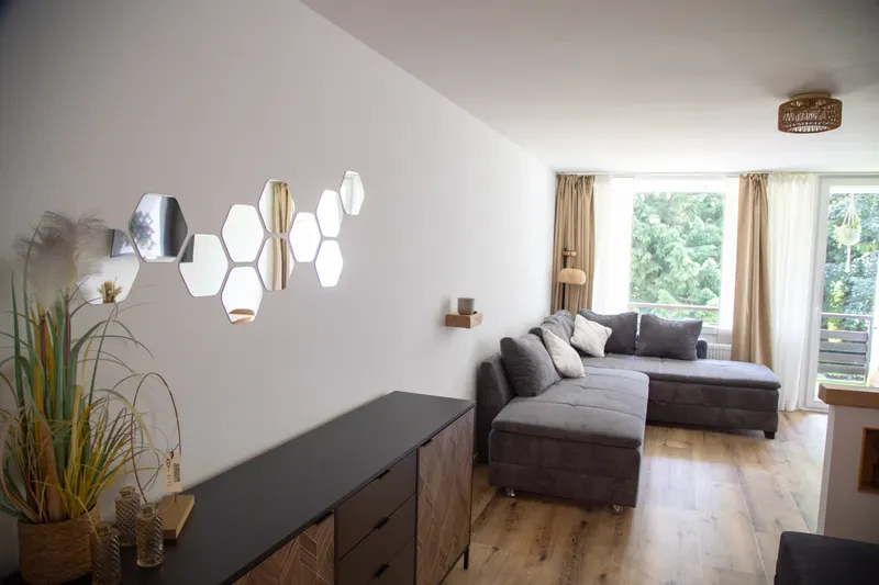 Wohnzimmer mit Sideboard